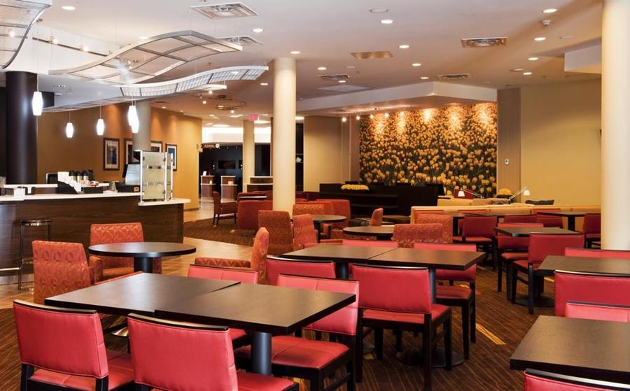 Courtyard By Marriott Ottawa East Hotel Ngoại thất bức ảnh
