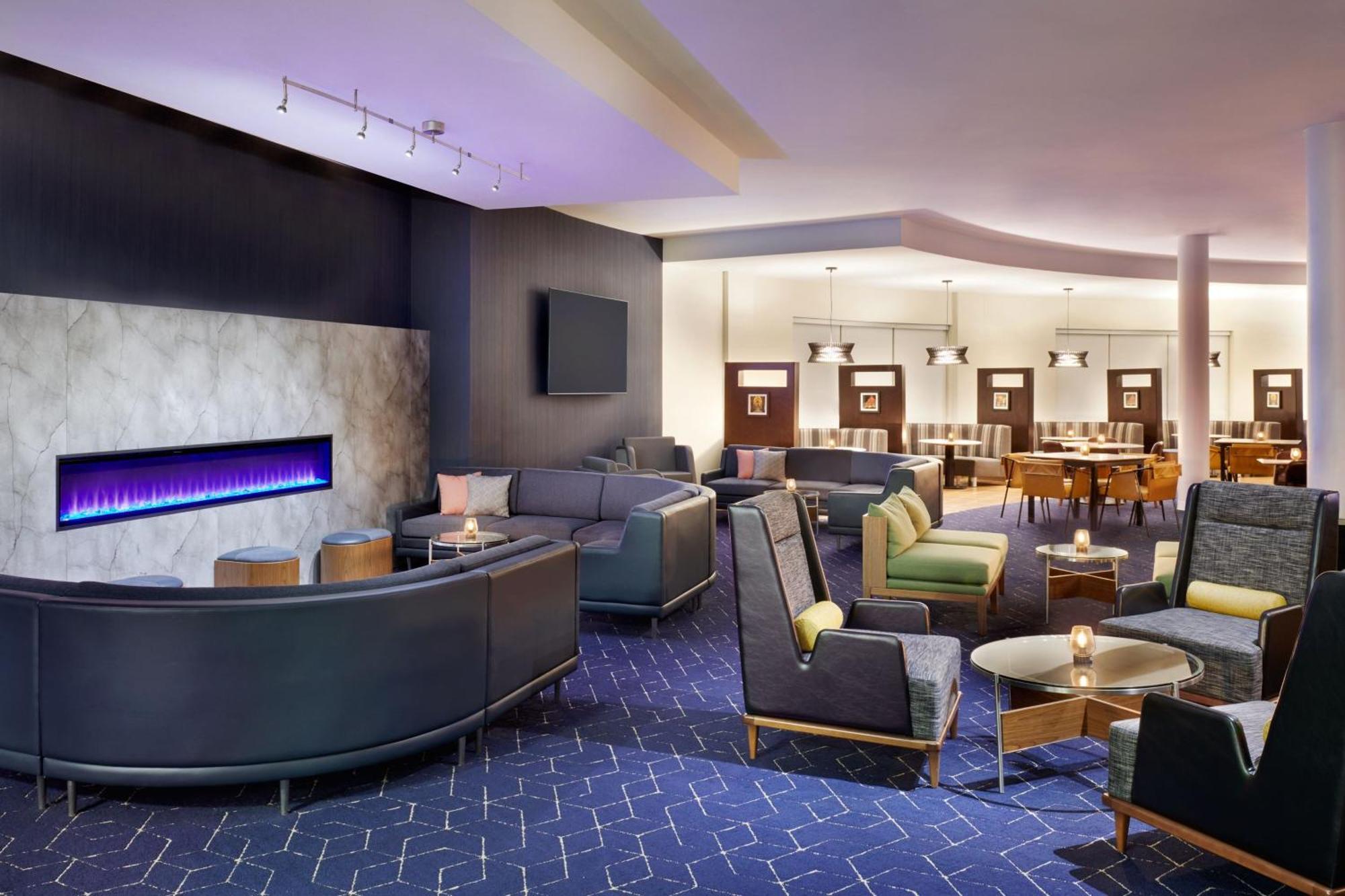 Courtyard By Marriott Ottawa East Hotel Ngoại thất bức ảnh