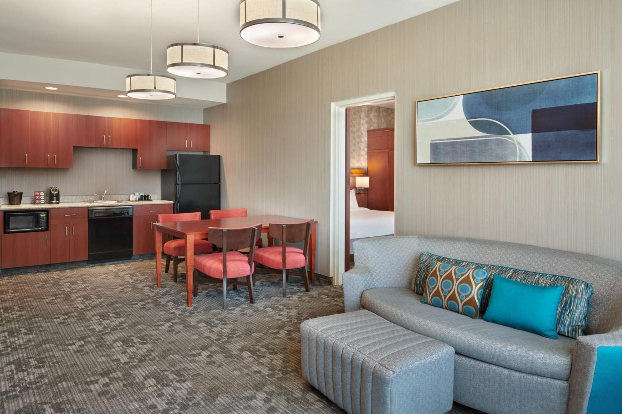 Courtyard By Marriott Ottawa East Hotel Ngoại thất bức ảnh