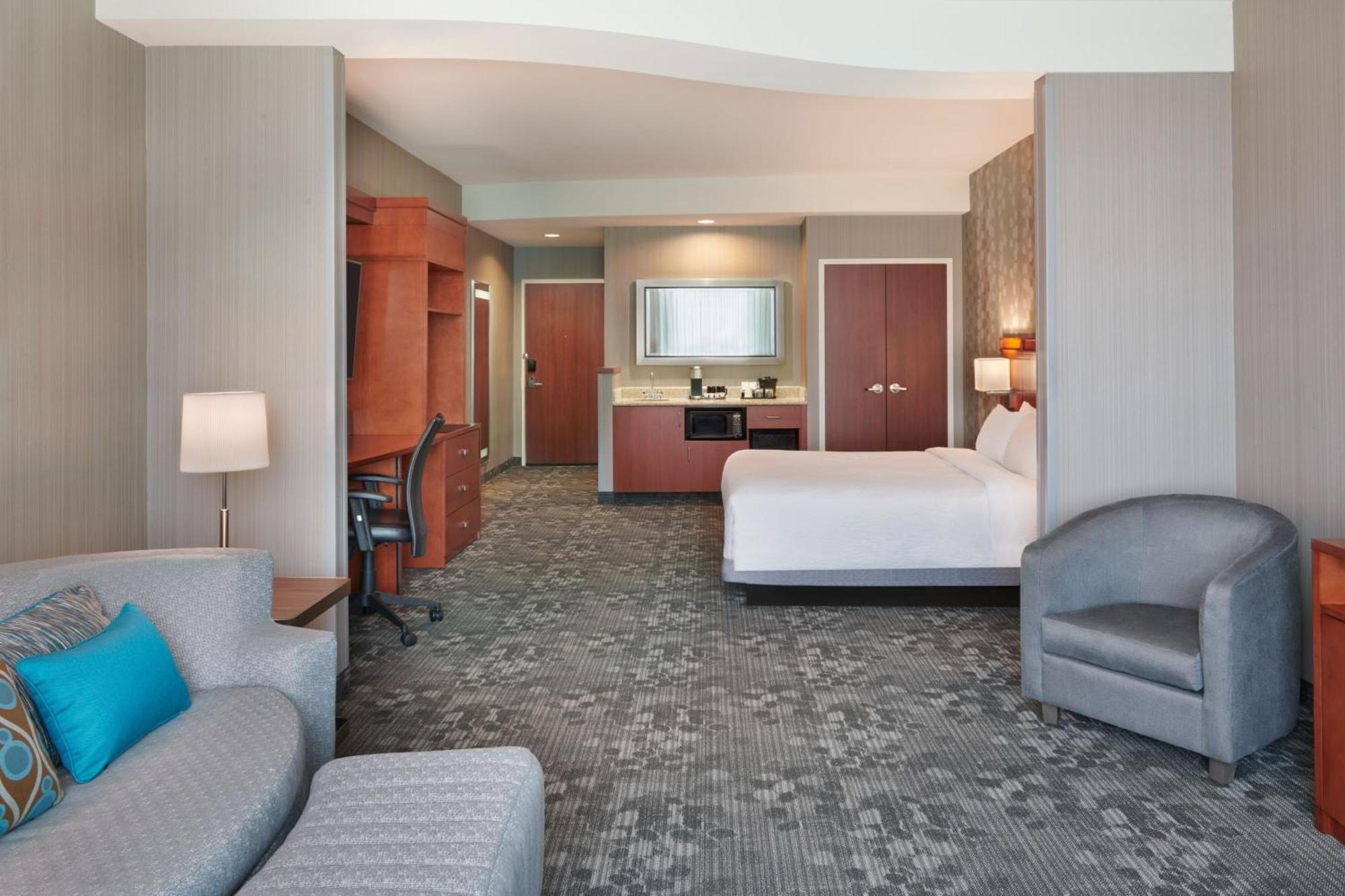 Courtyard By Marriott Ottawa East Hotel Ngoại thất bức ảnh