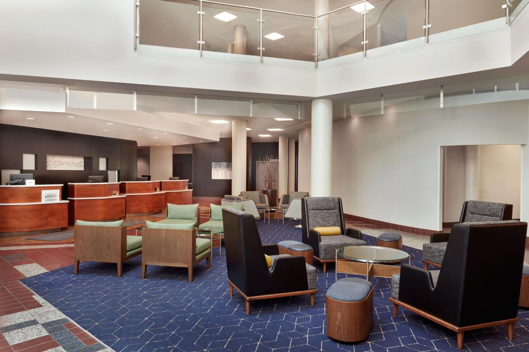 Courtyard By Marriott Ottawa East Hotel Ngoại thất bức ảnh