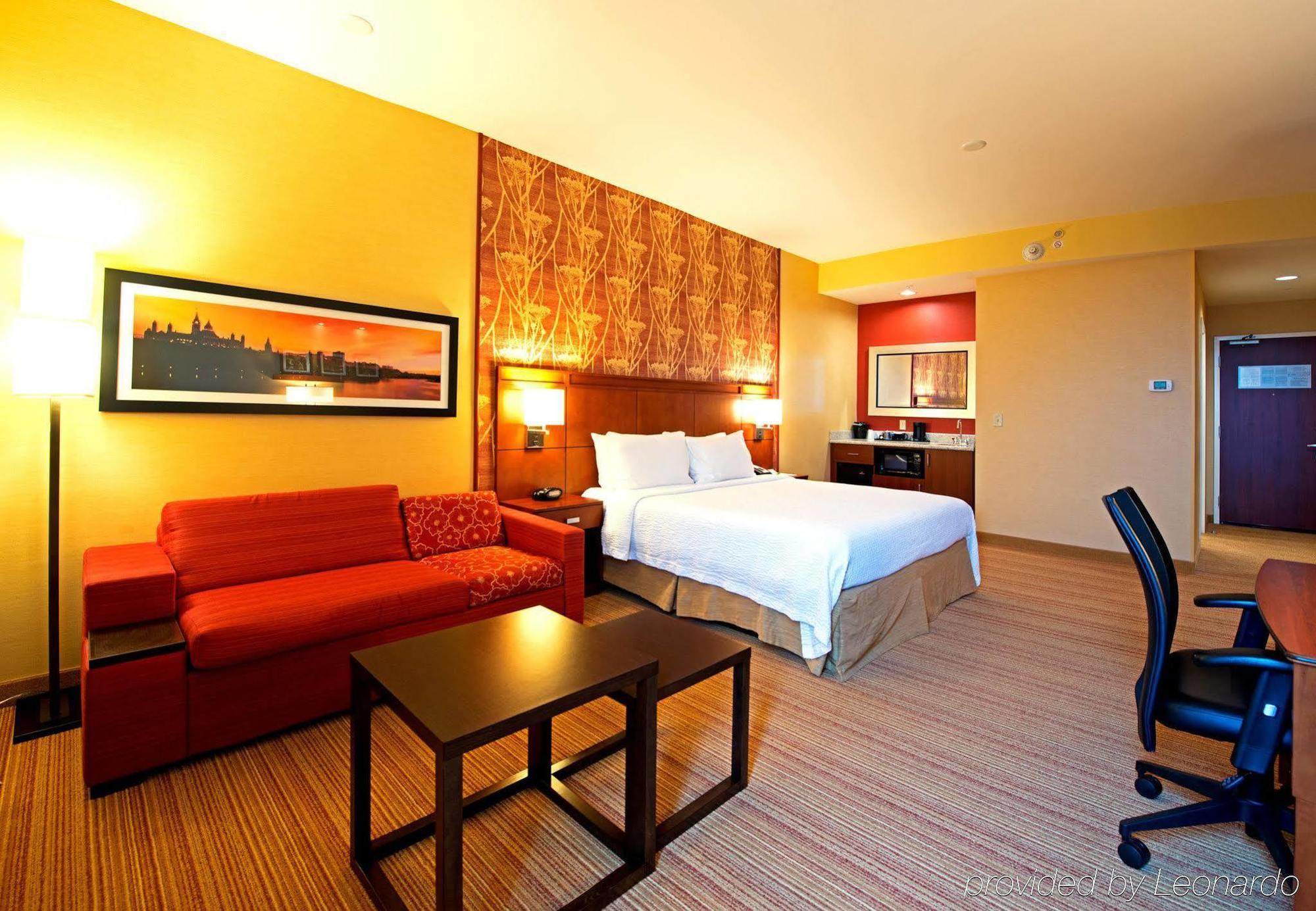 Courtyard By Marriott Ottawa East Hotel Ngoại thất bức ảnh