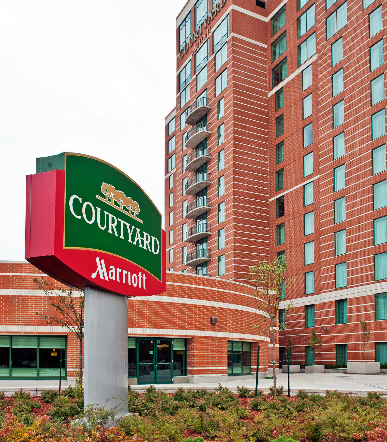 Courtyard By Marriott Ottawa East Hotel Ngoại thất bức ảnh