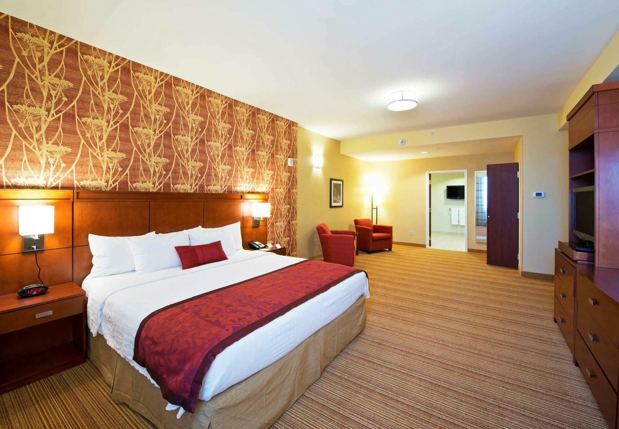 Courtyard By Marriott Ottawa East Hotel Ngoại thất bức ảnh